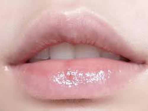 土家硒泥坊唇膜好用吗